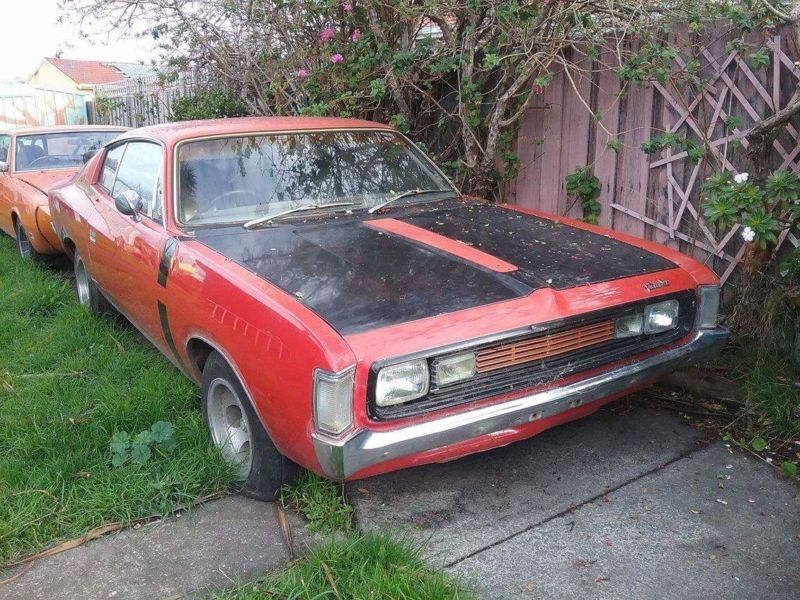 Chrysler valiant charger